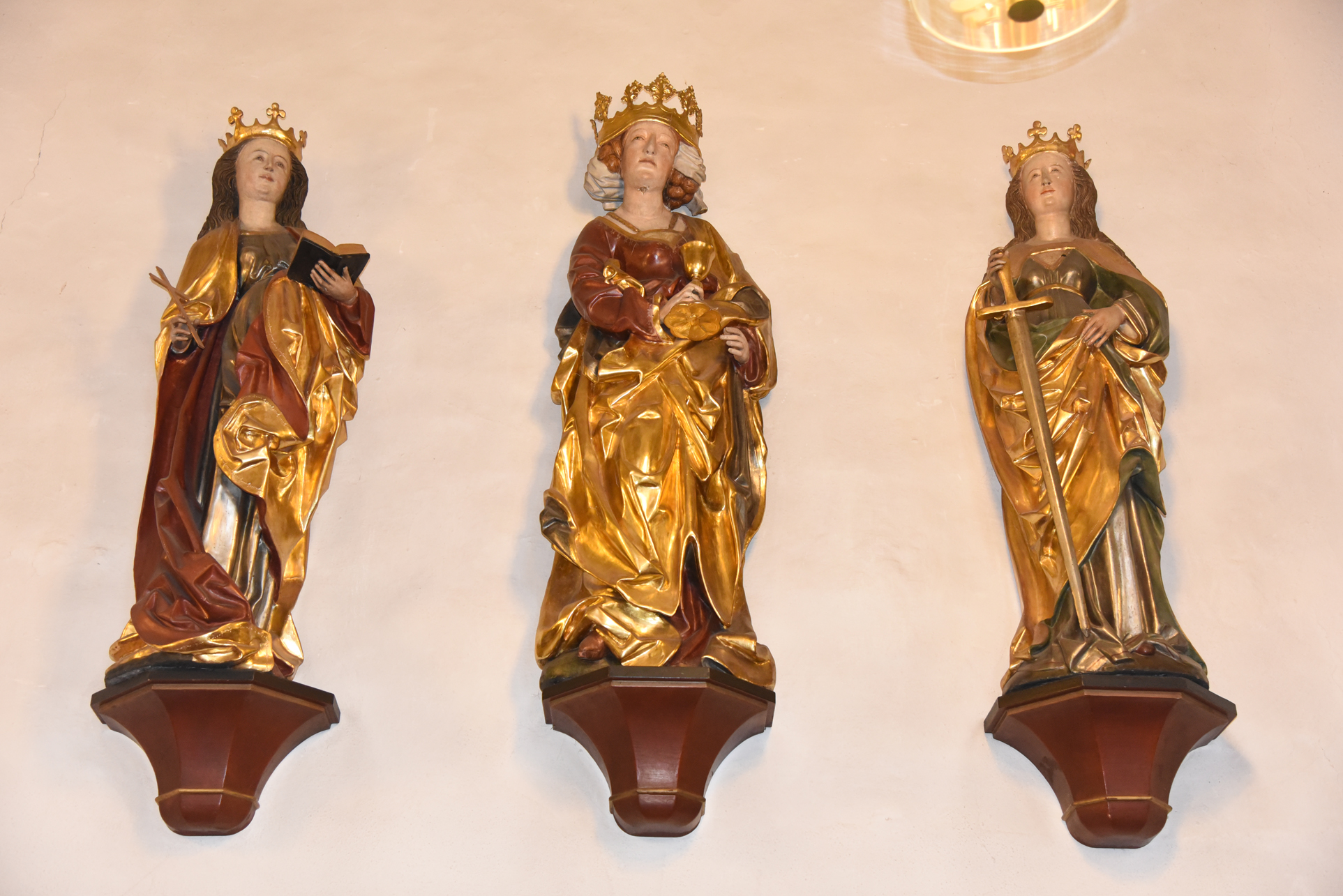 Kirche innen - Drei Madli