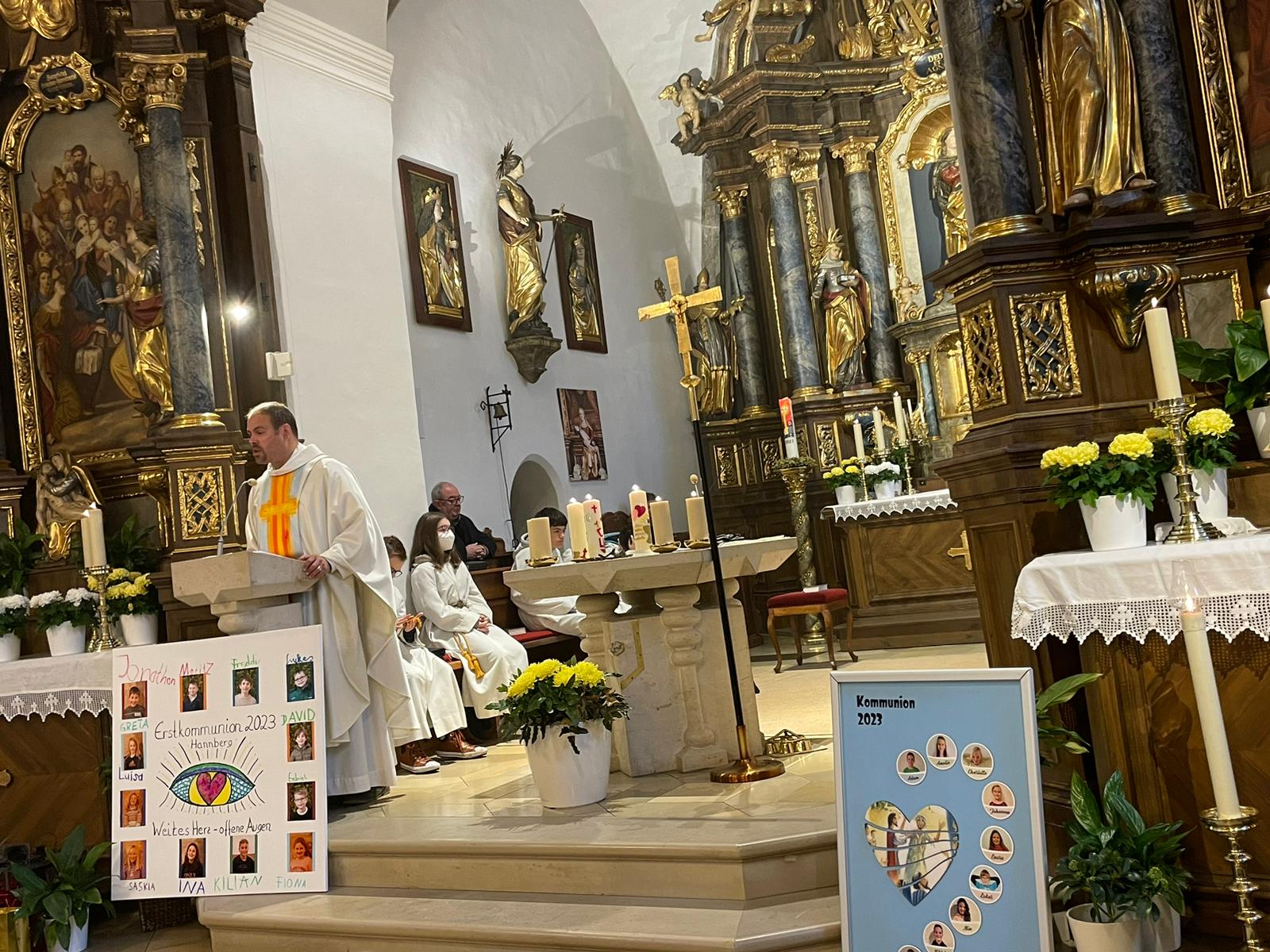 Vorstellung der Erstkommunionkinder im Familiengottesdienst