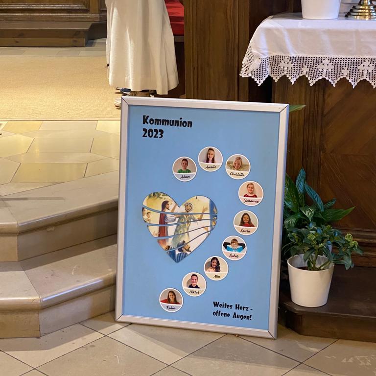 Vorstellung der Erstkommunionkinder im Familiengottesdientst