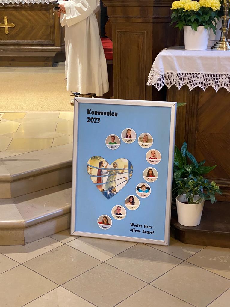 Vorstellung der Erstkommunionkinder im Familiengottesdientst